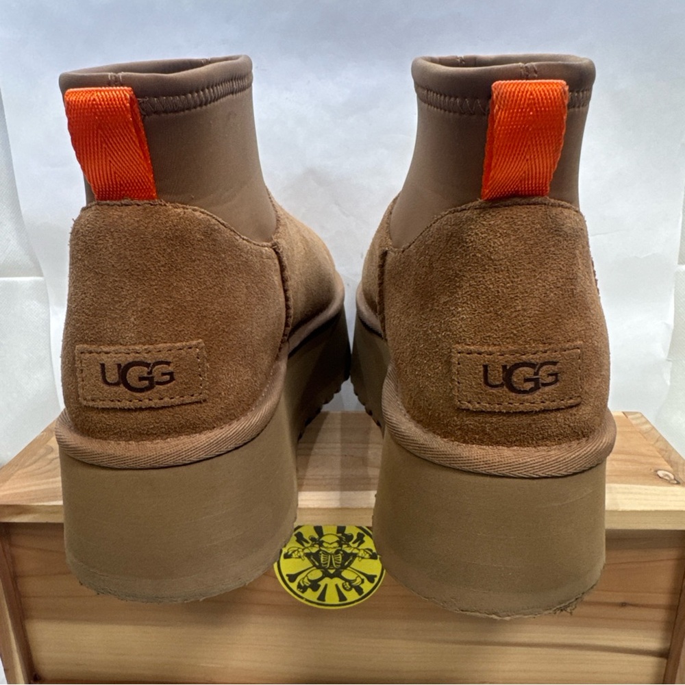 Ugg Classic Mini Dipper Thundercloud Chestnut Boo… - image 4